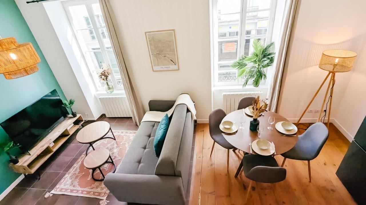 Cosy Calypso 2Ch - Quartier Des Halles & Parking Pau Εξωτερικό φωτογραφία